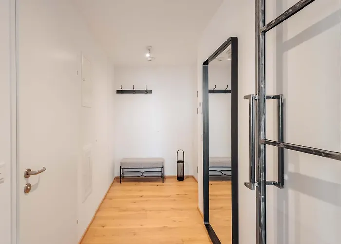 Design With Amazing View Over 2 Viyana